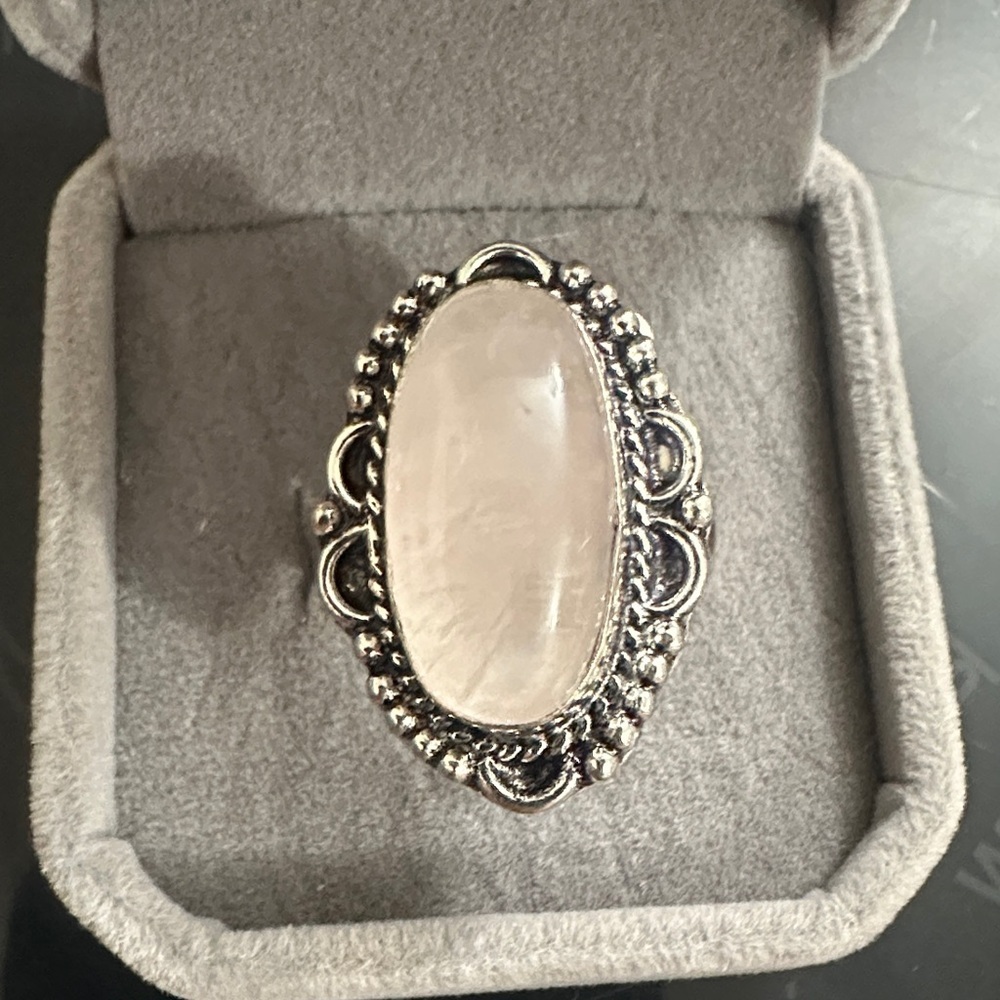 Sterling Silver Ring with Rose Quartz Oval Cabochon Size 9